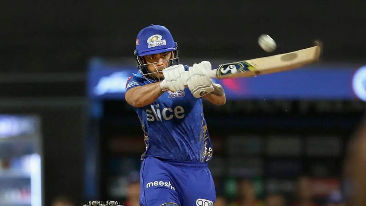 അഞ്ച് വിക്കറ്റ് നഷ്ടം,നല്ല തുടക്കത്തിനുശേഷം ചെന്നൈക്കെതിരെ മുംബൈ പതറുന്നു