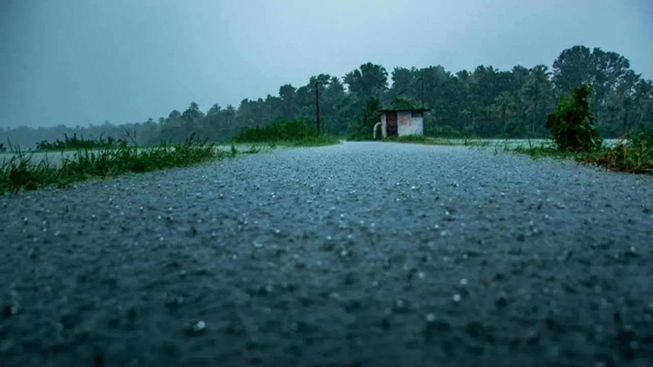 Parts of India to witness light to moderate rainfall, No heatwave for next five days: IMD