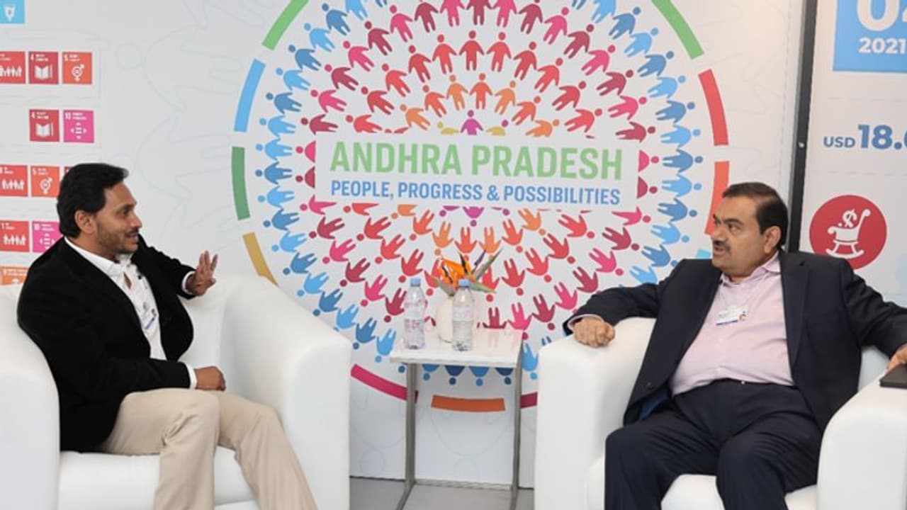 jagan davos tour : గౌతమ్ అదానీతో సీఎం జగన్ భేటీ.. కీలక అంశాలపై చర్చ jagan davos tour : గౌతమ్ అదానీతో సీఎం జగన్ భేటీ.. కీలక అంశాలపై చర్చ