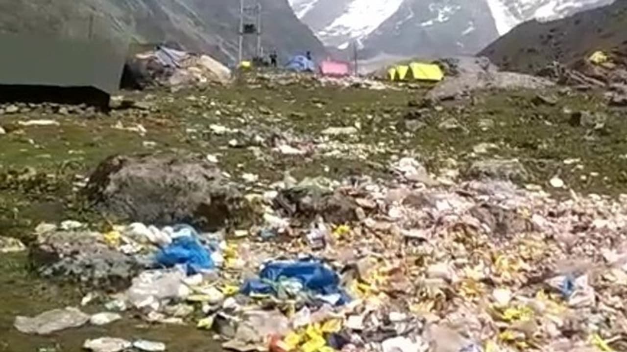 ಚಾರ್‌ಧಾಮ ಯಾತ್ರೆ: ಕಸದ ತೊಟ್ಟಿಯಾದ ಕೇದಾರನಾಥ!!