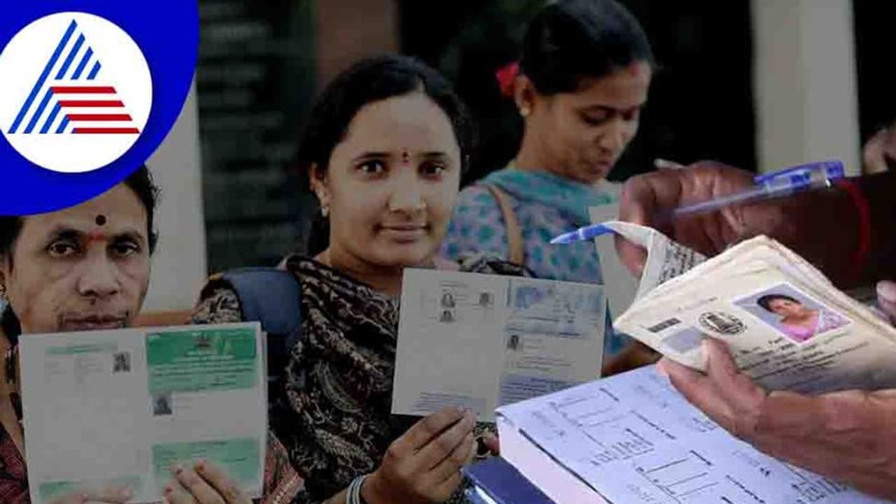 Government Benefits : ರೇಷನ್ ಕಾರ್ಡ್ ಪಡೆಯೋ ಮೊದಲು ಅದರ ವಿಧ ತಿಳ್ಕೊಳ್ಳಿ Government Benefits : ರೇಷನ್ ಕಾರ್ಡ್ ಪಡೆಯೋ ಮೊದಲು ಅದರ ವಿಧ ತಿಳ್ಕೊಳ್ಳಿ