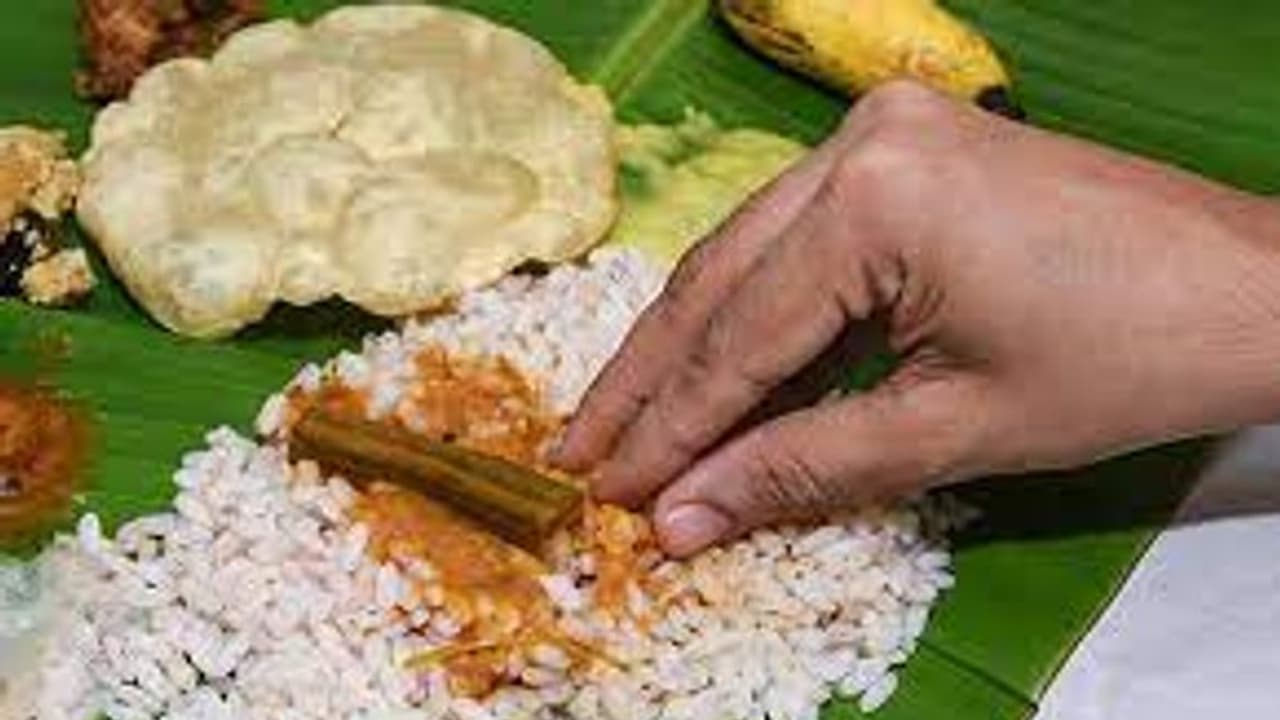 ವಿದ್ಯಾರ್ಥಿಗಳ ಊಟಕ್ಕೆ ನನ್ನ ವೇತನ ಮೀಸಲು: ಚಿದಾನಂದ ವಿದ್ಯಾರ್ಥಿಗಳ ಊಟಕ್ಕೆ ನನ್ನ ವೇತನ ಮೀಸಲು: ಚಿದಾನಂದ