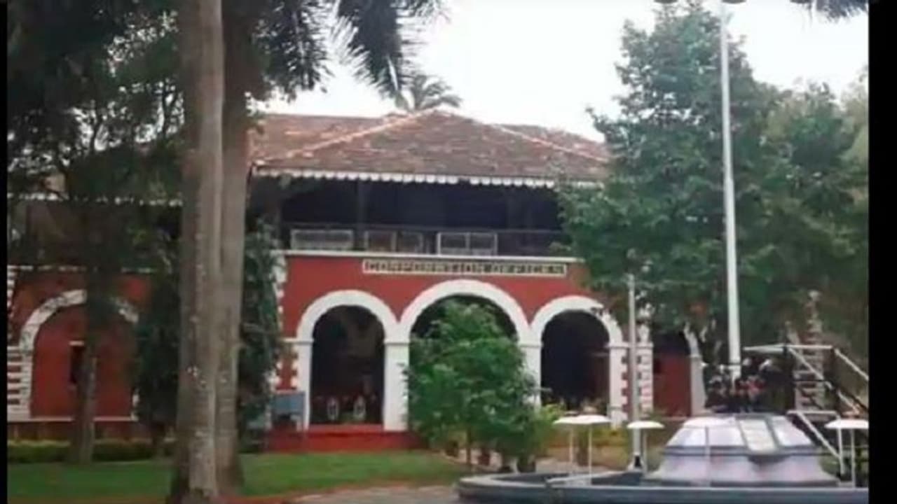 ಹುಬ್ಬಳ್ಳಿ ಧಾರವಾಡ ಪಾಲಿಕೆ ಮೇಯರ್ ಉಪ ಮೇಯರ್ ಎಲೆಕ್ಷನ್ಗೆ ದಿನಾಂಕ ಮರುನಿಗದಿ ಹುಬ್ಬಳ್ಳಿ ಧಾರವಾಡ ಪಾಲಿಕೆ ಮೇಯರ್ ಉಪ ಮೇಯರ್ ಎಲೆಕ್ಷನ್ಗೆ ದಿನಾಂಕ ಮರುನಿಗದಿ