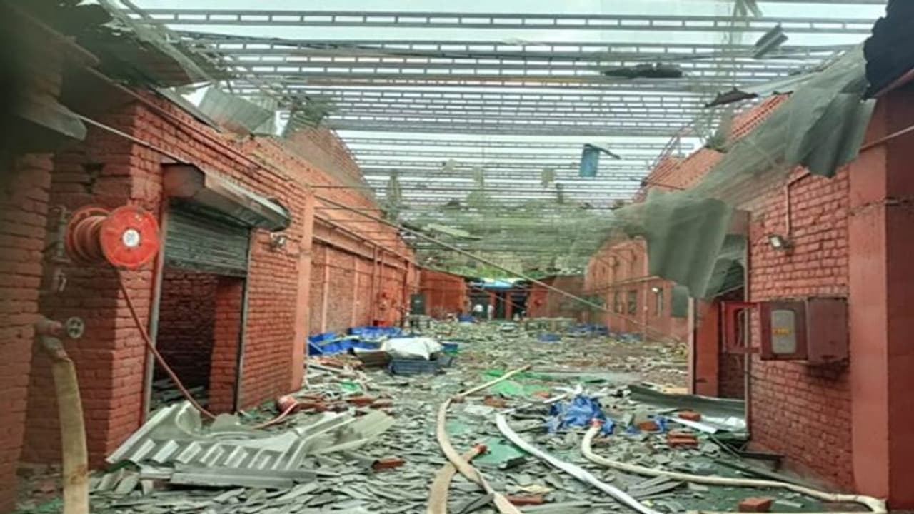 सहारनपुर में पटखा फैक्ट्री में बड़ा विस्फोट, धमाके के बाद मची अफरातफरी