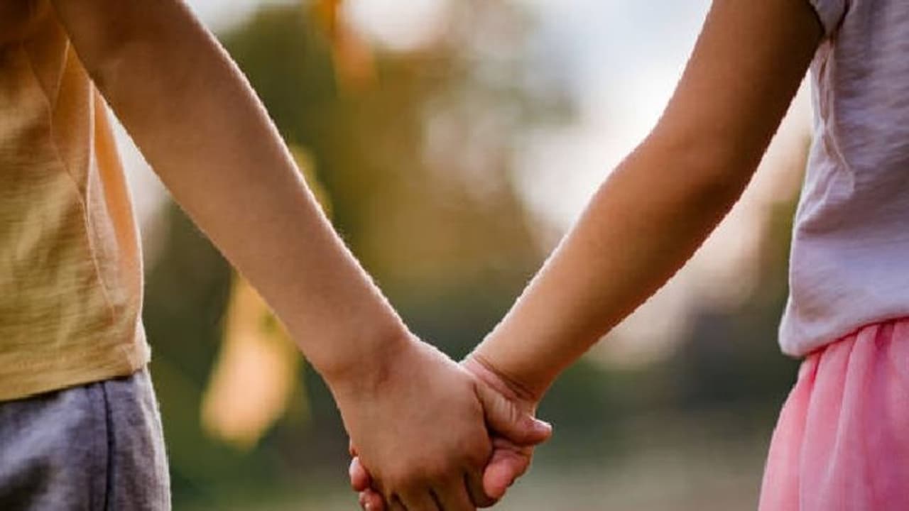 Brothers Day : ഇന്ന് 'ബ്രദേഴ്സ് ഡേ'; ആ സ്നേഹം ഓര്മ്മിക്കാം നന്ദിയറിയിക്കാം... Brothers Day : ഇന്ന് 'ബ്രദേഴ്സ് ഡേ'; ആ സ്നേഹം ഓര്മ്മിക്കാം നന്ദിയറിയിക്കാം...