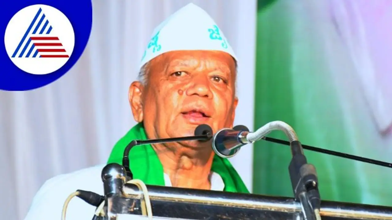 ಕೈ ತಪ್ಪಿದ ಟಿಕೆಟ್, SR Patil ಮನವೊಲಿಕೆಗೆ ಮುಂದಾದ ಹೈಕಮಾಂಡ್ ಕೈ ತಪ್ಪಿದ ಟಿಕೆಟ್, SR Patil ಮನವೊಲಿಕೆಗೆ ಮುಂದಾದ ಹೈಕಮಾಂಡ್