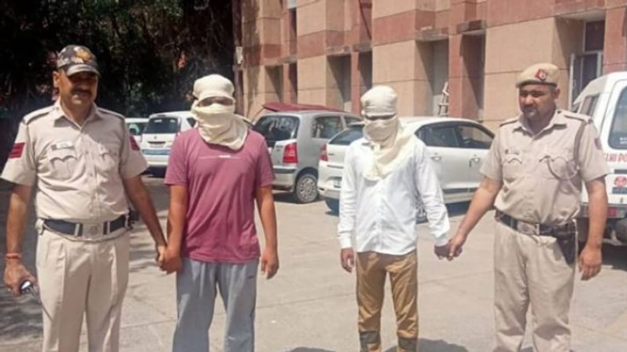 കാണാതായ ഗായികയുടെ മൃതദേഹം റോഡരികില്‍ കുഴിച്ചിട്ട നിലയില്‍; രണ്ട് സുഹൃത്തുക്കള്‍ അറസ്റ്റില്‍ 