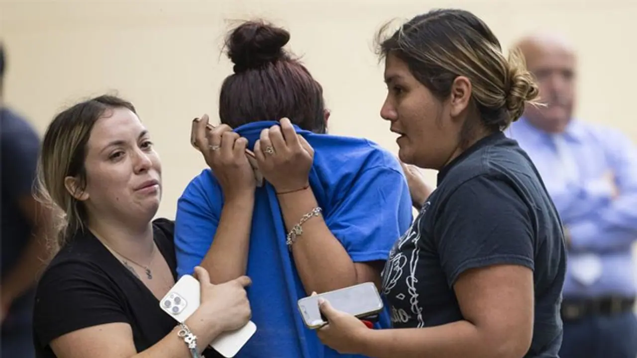Anger and anguish grip US after Texas school massacre