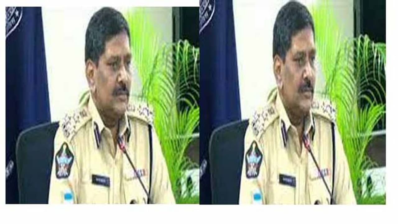 అమలాపురంలో విధ్వంసానికి పాల్పడిన వారి గుర్తింపు: ఏలూరు రేంజ్ డీఐజీ పాల్రాజ్ అమలాపురంలో విధ్వంసానికి పాల్పడిన వారి గుర్తింపు: ఏలూరు రేంజ్ డీఐజీ పాల్రాజ్