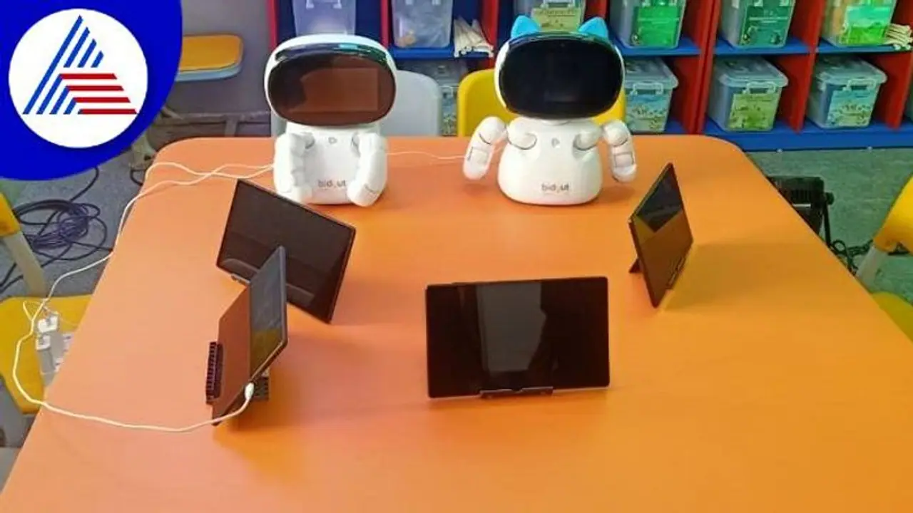 ದೇಶದಲ್ಲೇ ಮೊದಲು: ಮೈಸೂರಲ್ಲಿ ಜನ್ಮತಾಳಿದ ರೋಬೋ ಟೀಚರ್..!