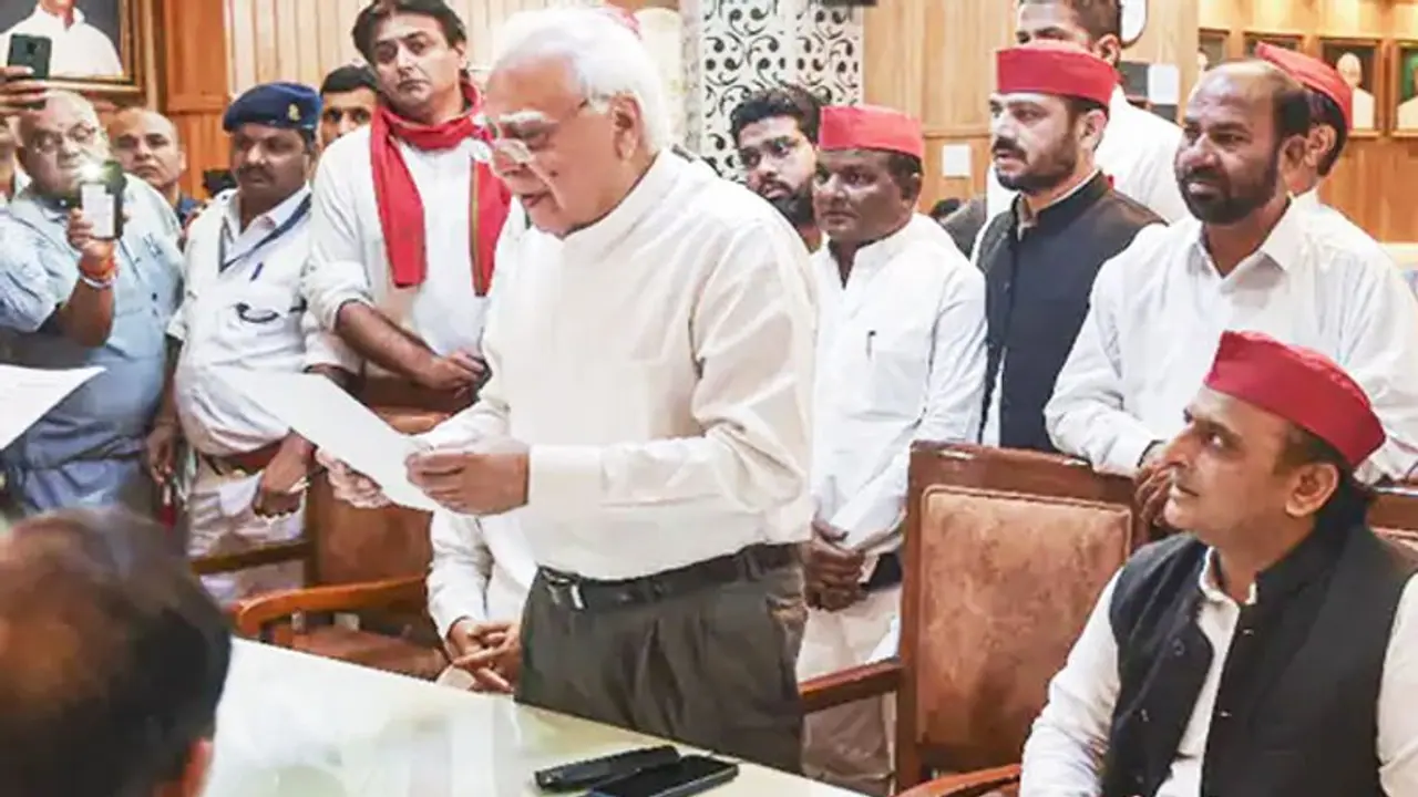 कौन हैं कपिल सिब्बल जिन्होंने कांग्रेस को कहा बाय बाय, कभी एक जुनून के चलते ठुकराया था IAS बनने का ऑफर कौन हैं कपिल सिब्बल जिन्होंने कांग्रेस को कहा बाय बाय, कभी एक जुनून के चलते ठुकराया था IAS बनने का ऑफर