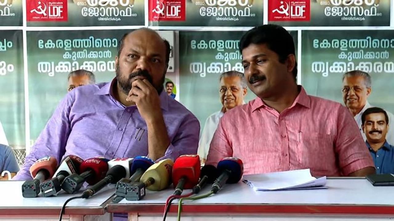 തൃക്കാക്കരയിൽ യുഡിഎഫിന് പരാജയ ഭീതി; അശ്ലീല വീഡിയോ പ്രചരിപ്പിക്കുന്നെന്ന് സിപിഎം തൃക്കാക്കരയിൽ യുഡിഎഫിന് പരാജയ ഭീതി; അശ്ലീല വീഡിയോ പ്രചരിപ്പിക്കുന്നെന്ന് സിപിഎം