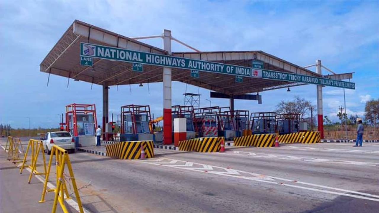 रिपोर्ट: इस टोल प्लाजा के 20 किमी के दायरे में रहने वालों को मिलेगा मंथली पास, पढ़ें पूरी खबर रिपोर्ट: इस टोल प्लाजा के 20 किमी के दायरे में रहने वालों को मिलेगा मंथली पास, पढ़ें पूरी खबर