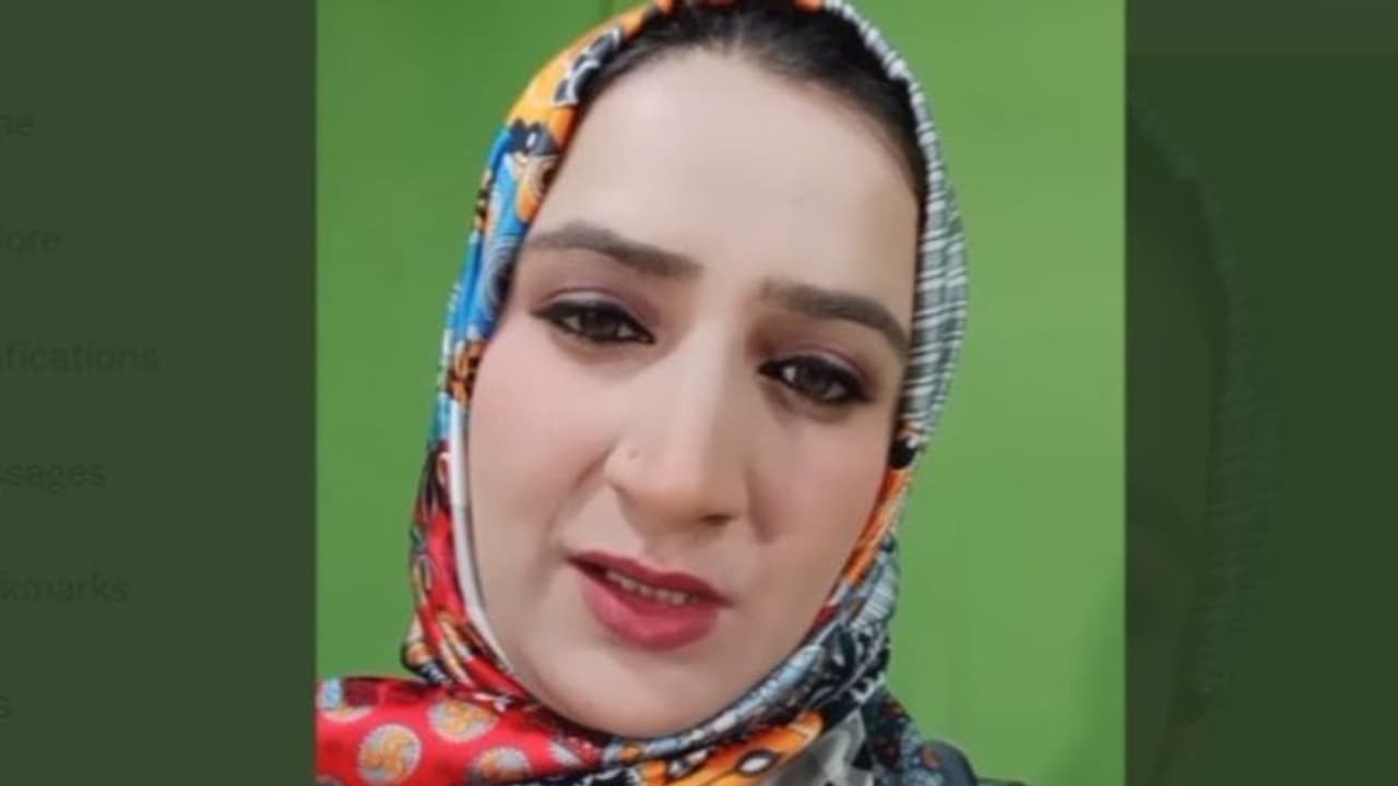 കശ്മീരിൽ പ്രമുഖ ടിവി താരം അമ്രീൻ ഭട്ടിനെ ഭീകരർ വെടിവെച്ച് കൊലപ്പെടുത്തി