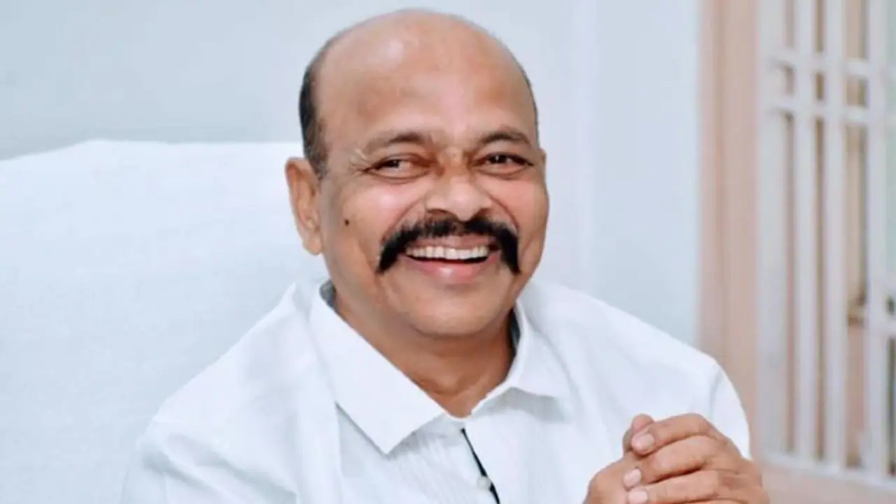 రసవత్తరంగా వరంగల్ తూర్పు : సురేఖ కోసం కొండా మురళీ ఎత్తులు, బీఆర్ఎస్‌కు షాక్ .. వాళ్లంతా కాంగ్రెస్‌లోకేనా