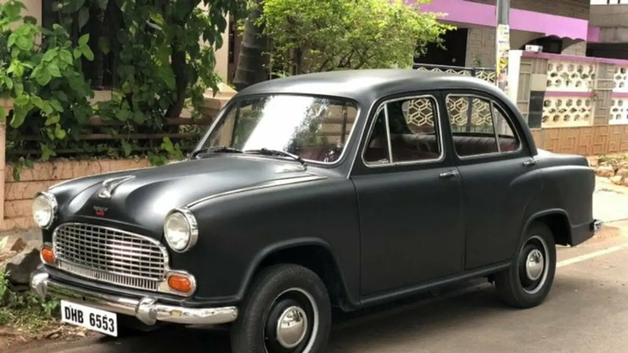 Ambassador 2.0: అంబాసిడర్ 2.0 కొత్త లుక్కు అదిరిందిగా..! Ambassador 2.0: అంబాసిడర్ 2.0 కొత్త లుక్కు అదిరిందిగా..!