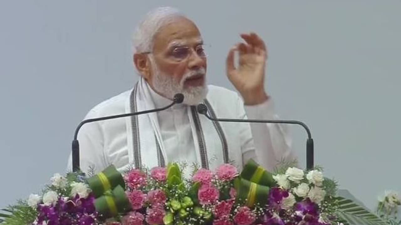 പി.എം. കെയേഴ്സ് ഫോര് ചില്ഡ്രൻ; സുപ്രധാന ലക്ഷ്യം സൗജന്യ പഠനസൗകര്യം; കേരളത്തിൽ നിന്ന് 112 കുട്ടികൾ പി.എം. കെയേഴ്സ് ഫോര് ചില്ഡ്രൻ; സുപ്രധാന ലക്ഷ്യം സൗജന്യ പഠനസൗകര്യം; കേരളത്തിൽ നിന്ന് 112 കുട്ടികൾ