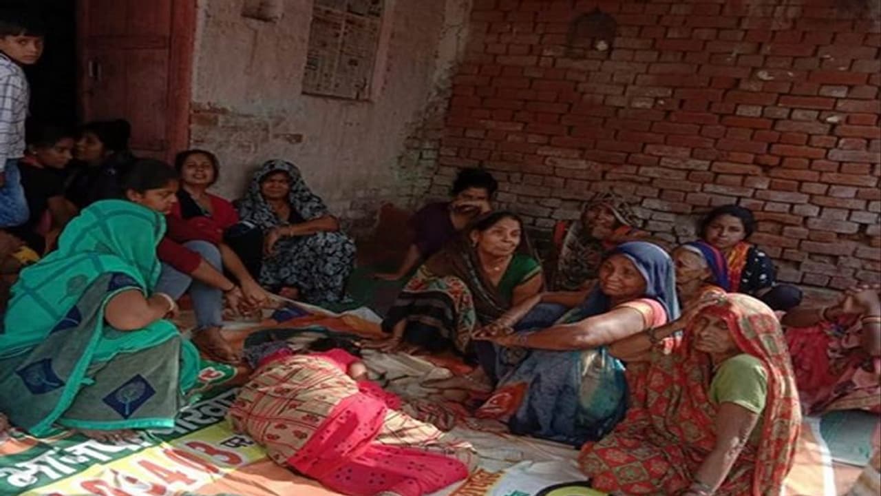 कानपुर में शराब पीने को लेकर मां ने डांटा, तो बेटे ने उठाया बड़ा कदम कानपुर में शराब पीने को लेकर मां ने डांटा, तो बेटे ने उठाया बड़ा कदम