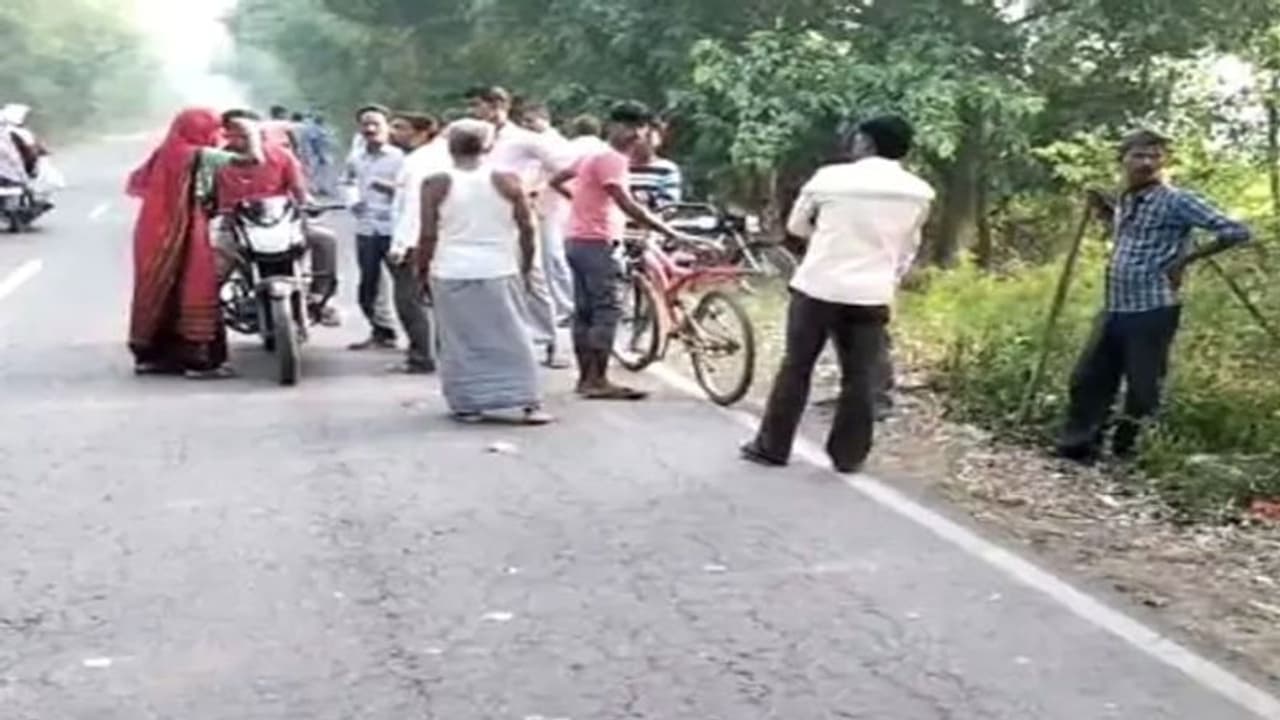 सुबह टहलने के लिए निकलीं दो महिलाओं की दर्दनाक मौत, एक गंभीर रूप से घायल सुबह टहलने के लिए निकलीं दो महिलाओं की दर्दनाक मौत, एक गंभीर रूप से घायल