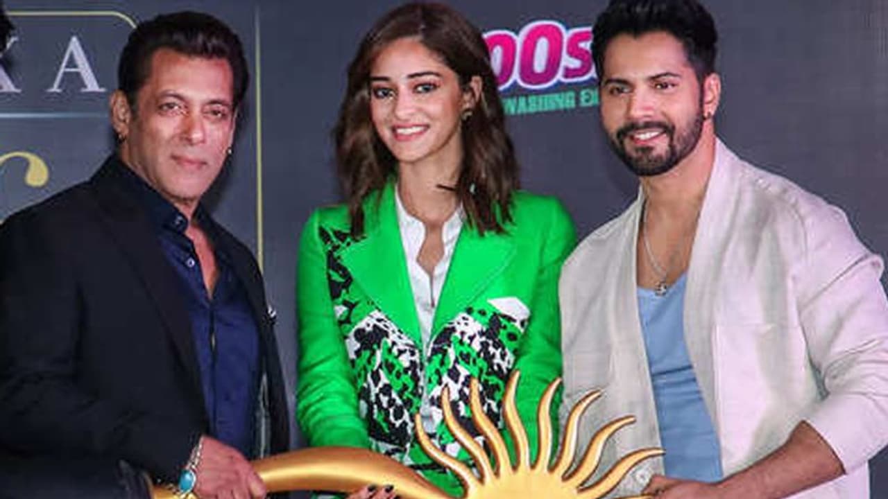 IIFA 2022: तीन दिन तक दुबई में लगेगा बॉलीवुड स्टार्स का मेला, सेरेमनी की नई तारीखों का हुआ एलान IIFA 2022: तीन दिन तक दुबई में लगेगा बॉलीवुड स्टार्स का मेला, सेरेमनी की नई तारीखों का हुआ एलान