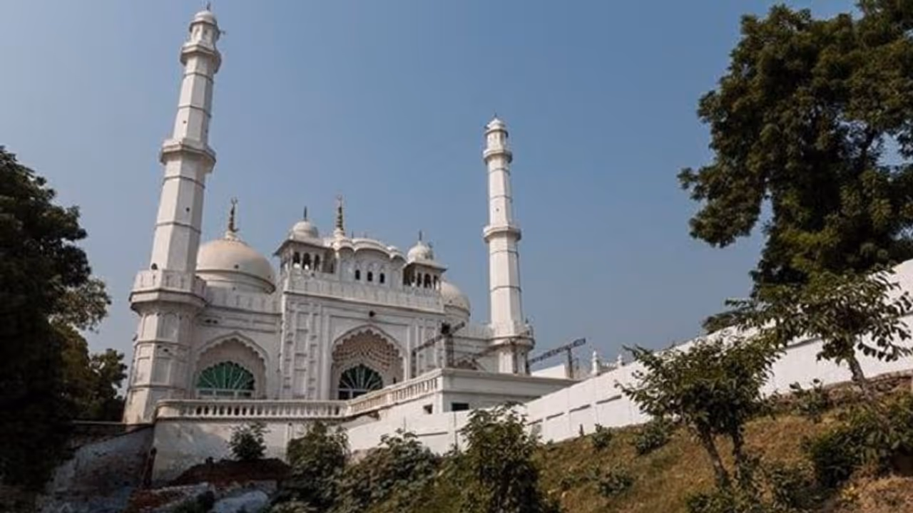 ज्ञानवापी मस्जिद विवाद में सुनवाई करने वाले जज का हुआ तबादला, मिली थी धमकी भरी चिट्ठी