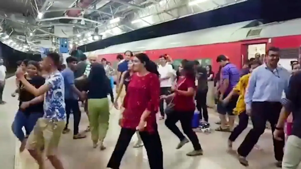 Watch: Passengers perform garba as train arrives 20 min early at Ratlam station
