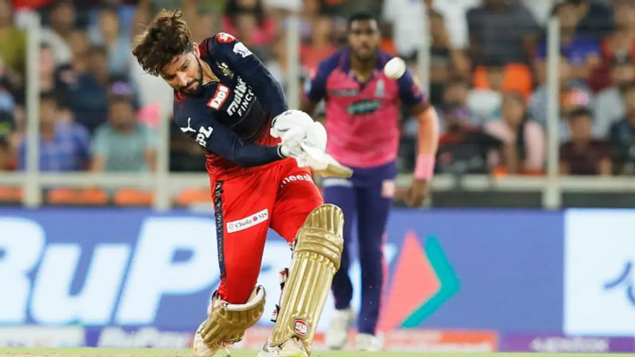 IPL 2022 : ആര്‍സിബിക്കായി തിളങ്ങിയത് രജത് പടിദാര്‍ മാത്രം; റെക്കോര്‍ഡ് പട്ടികയിലൊരിടവും, മുന്നില്‍ വാര്‍ണര്‍