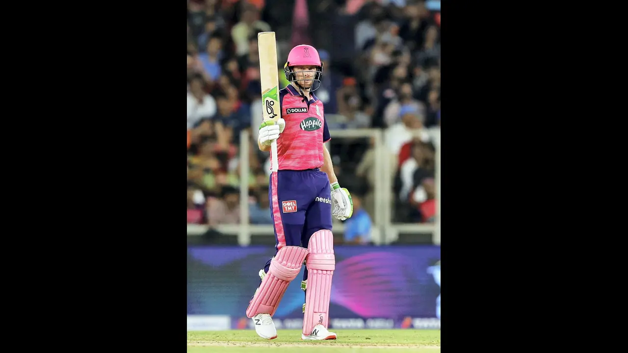 IPL 2022: കപ്പ് കൈവിട്ടാലും കൈനിറയെ പണംവാരി ബട്ലര് IPL 2022: കപ്പ് കൈവിട്ടാലും കൈനിറയെ പണംവാരി ബട്ലര്