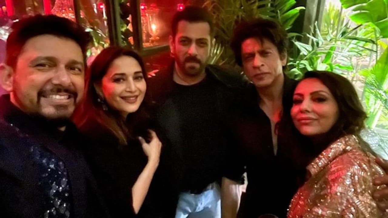 Shah Rukh Khan, Salman Khan’s selfie with Madhuri Dixit reminds fans of ‘Hum Tumhare Hain Sanam’ days Shah Rukh Khan, Salman Khan’s selfie with Madhuri Dixit reminds fans of ‘Hum Tumhare Hain Sanam’ days