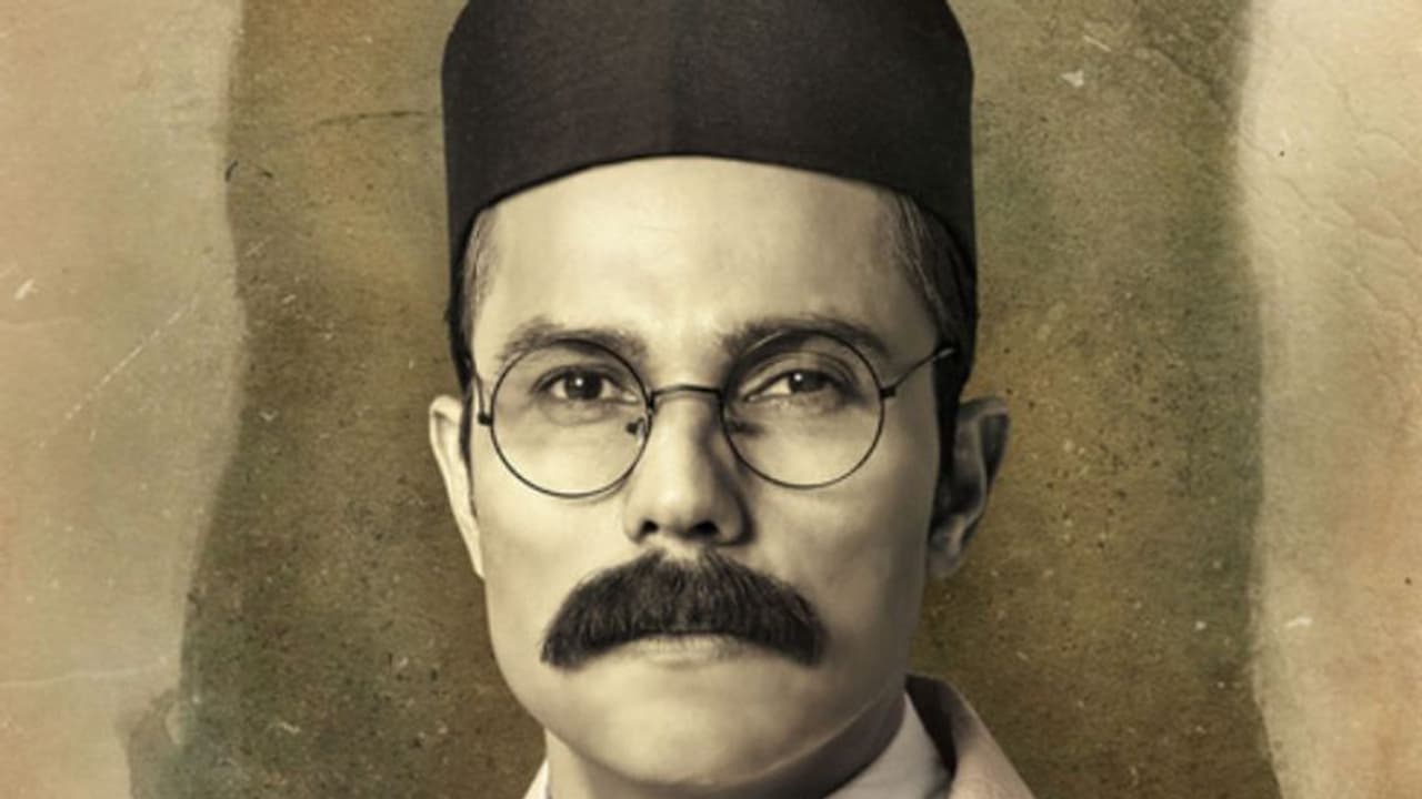 Swatantra Veer Savarkar first look : വി ഡി സവര്‍ക്കറായി രണ്‍ദീപ് ഹൂഡ, ഫസ്റ്റ് ലുക്ക് പുറത്തുവിട്ടു