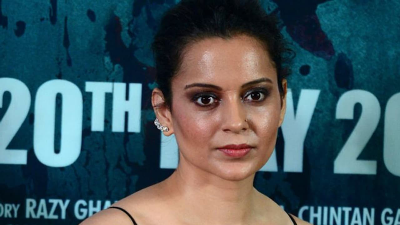 5 हजार रुपए कमाने को भी तरसी कंगना रनोट की 'धाकड़', अब मेकर्स के सामने खड़ी हुई नई मुसीबत 5 हजार रुपए कमाने को भी तरसी कंगना रनोट की 'धाकड़', अब मेकर्स के सामने खड़ी हुई नई मुसीबत