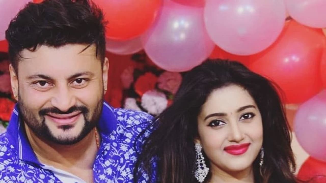 Divorce Fight ಮದ್ವೆಯಾಗಿ 6 ವರ್ಷವಾದ್ರೂ ನಡೆದಿಲ್ಲ ಫಸ್ಟ್ ನೈಟ್, ಬೀದಿಜಗಳವಾದ ಸೆಲೆಬ್ರೆಟಿ ಡಿವೋರ್ಸ್!