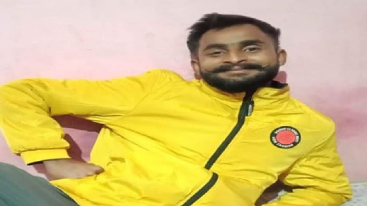 प्रेमिका ने नहीं उठाया फोन तो प्रेमी ने कर ली आत्महत्या, 15 दिन से नहीं हो रही था बात प्रेमिका ने नहीं उठाया फोन तो प्रेमी ने कर ली आत्महत्या, 15 दिन से नहीं हो रही था बात