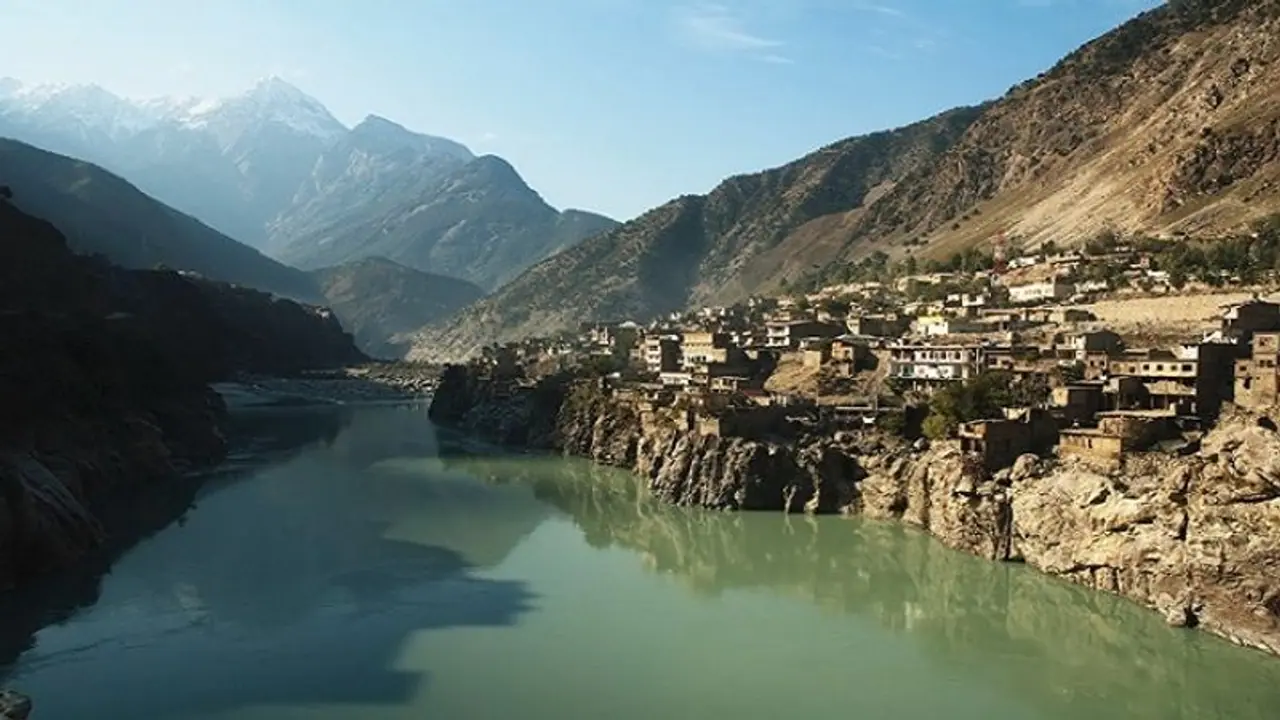 Pakistan Corruption ಡ್ಯಾಮ್ ನಿರ್ಮಿಸಲು 3,000 ಕೋಟಿ ರೂ ಸಂಗ್ರಹ, ಜಾಹೀರಾತಿಗಾಗಿ 5,000 ಕೋಟಿ ರೂ ಖರ್ಚು!