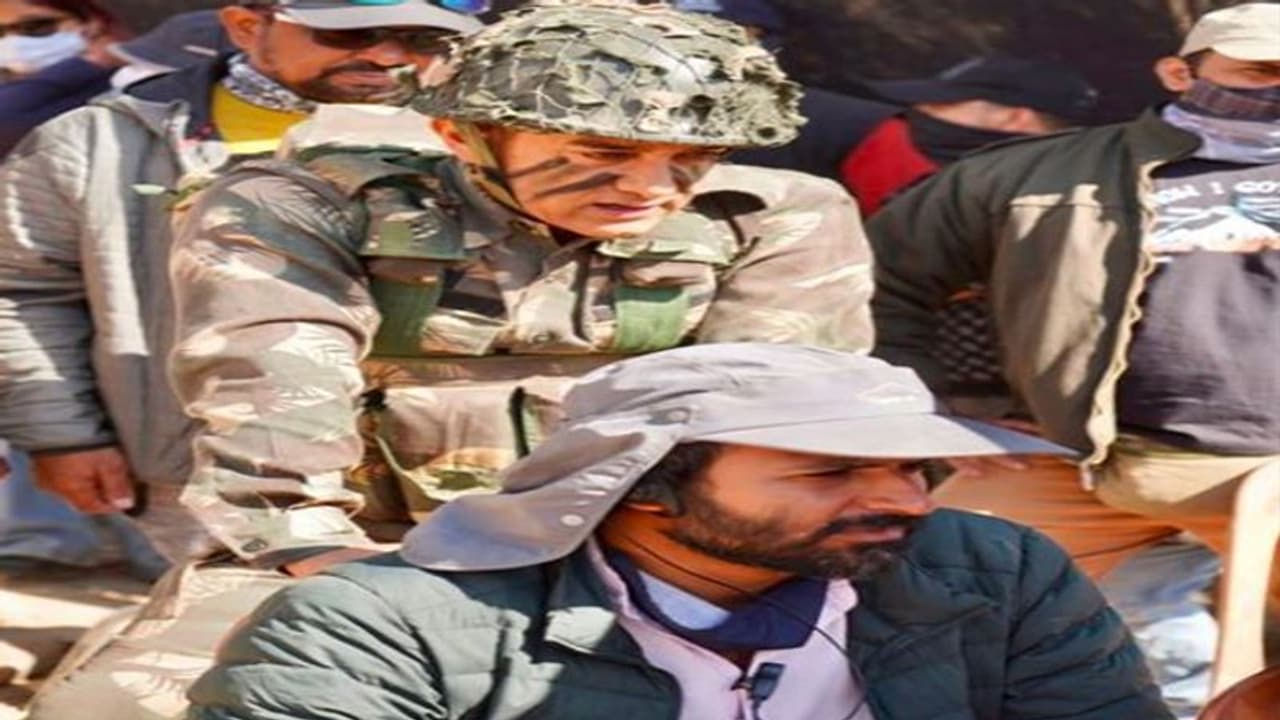 लाल सिंह चड्ढा की रिलीज के पहले आमिर खान के लिए डायरेक्टर ने किया पोस्ट, कहा आप पुरुष नहीं है !