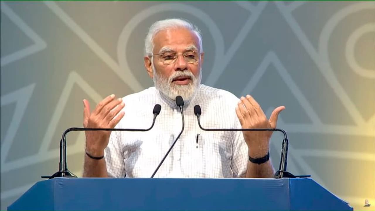 PM Modi: ప‌ర్యావ‌ర‌ణ ప‌రిర‌క్ష‌ణ కోణంలో భార‌త్ ముందుకు సాగుతోంది...: ప్ర‌ధాని మోడీ 