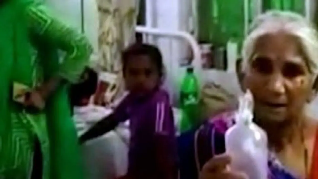 स्वास्थ्यकर्मियों की शर्मनाक हरकत, खून की जगह चढ़ाया ऐसा रंग, बेटे के इलाज के लिए मां ने बेचे थे जेवर