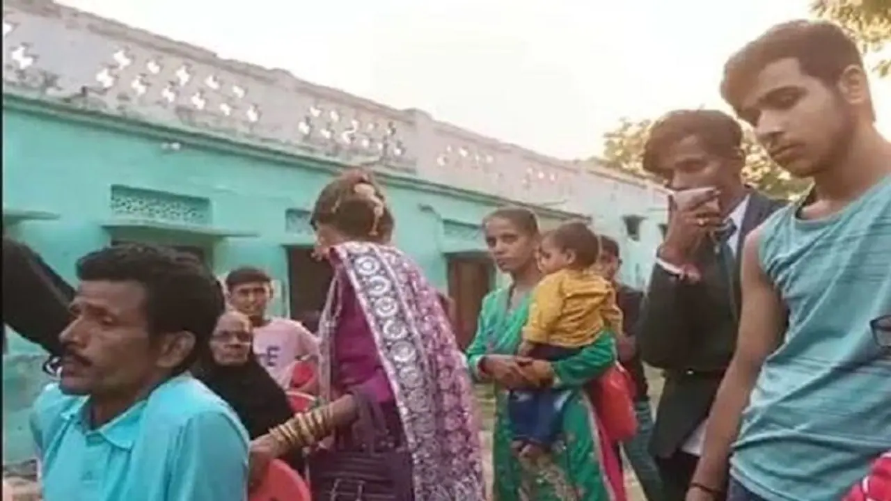 जौनपुर: दिव्यांग दूल्हे को देखकर चढ़ा दुल्हन का पारा, घंटो चली पंचायत के बाद भी हुआ ऐसा हाल