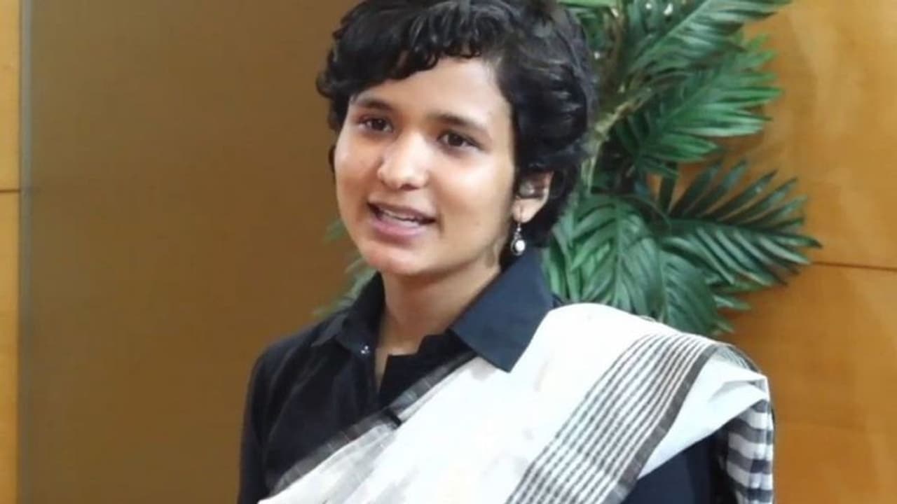  UPSC success stories : രണ്ടാം ശ്രമത്തിലെ ഒന്നാം റാങ്ക്; ആദ്യം വിശ്വസിക്കാൻ കഴിഞ്ഞില്ലെന്ന് ശ്രുതി ശർമ്മ