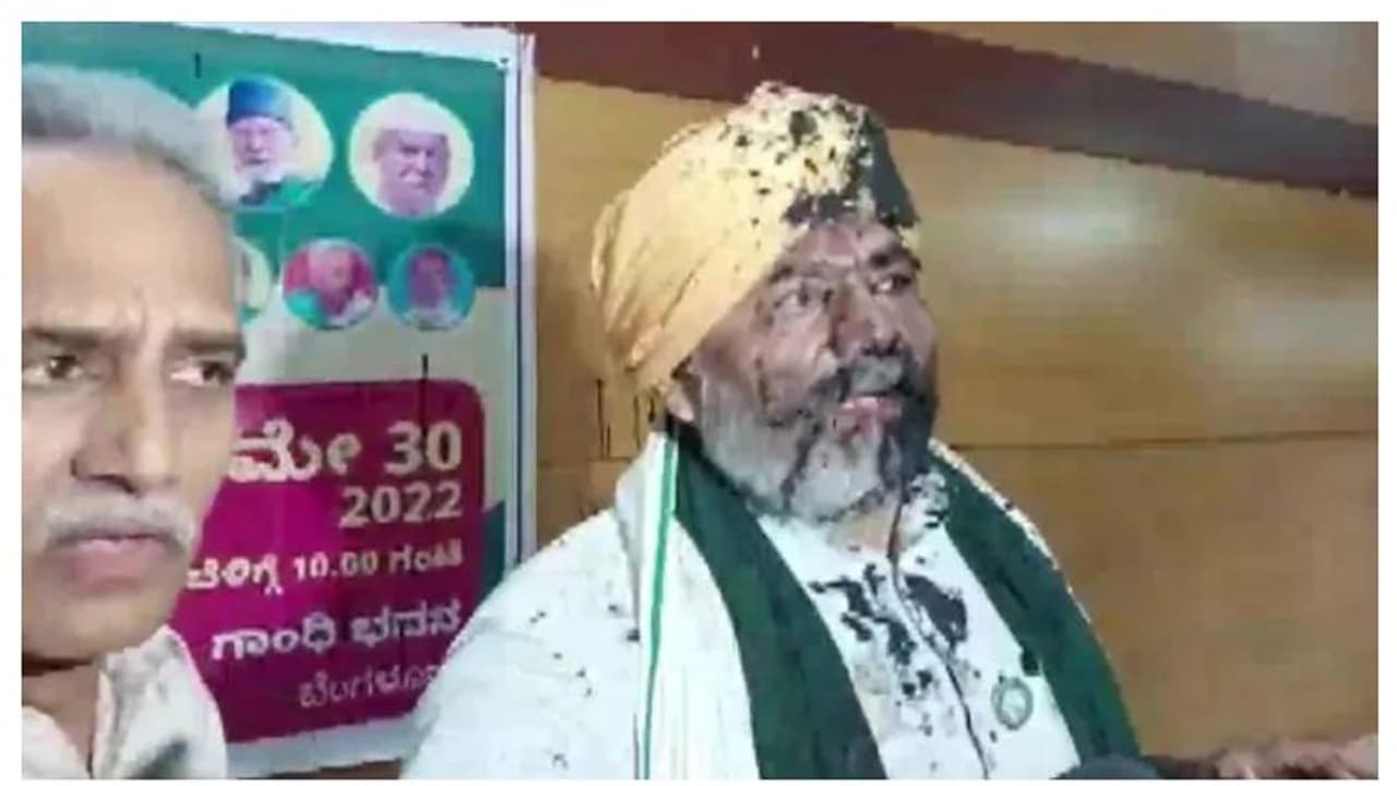 ಟಿಕಾಯತ್‌ಗೆ ಮಸಿ ಕೇಸ್‌: ಬಂಧಿತ ಮಹಿಳೆ ಮನೆಯಲ್ಲಿ ಮಾರಕಾಸ್ತ್ರ ಪತ್ತೆ