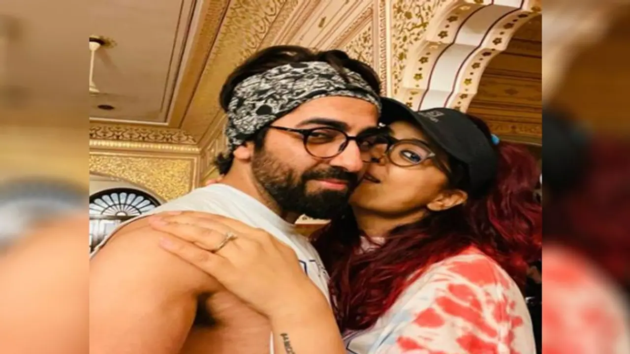 आयुष्मान खुराना के सेक्स लाइफ को लेकर पत्नी ने खोला राज, ताहिरा के खुलासे पर एक्टर ने कही ये बात आयुष्मान खुराना के सेक्स लाइफ को लेकर पत्नी ने खोला राज, ताहिरा के खुलासे पर एक्टर ने कही ये बात