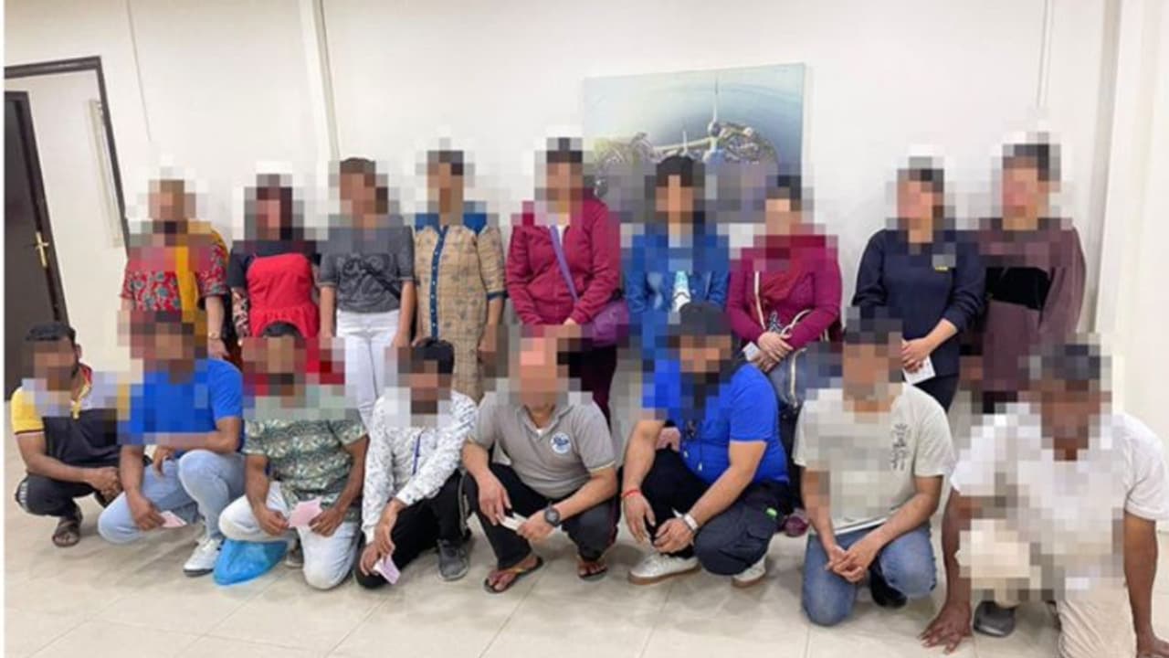 നിയമലംഘകര്ക്കായി പരിശോധന ശക്തം; 17 പ്രവാസികള് കൂടി അറസ്റ്റിലായി നിയമലംഘകര്ക്കായി പരിശോധന ശക്തം; 17 പ്രവാസികള് കൂടി അറസ്റ്റിലായി