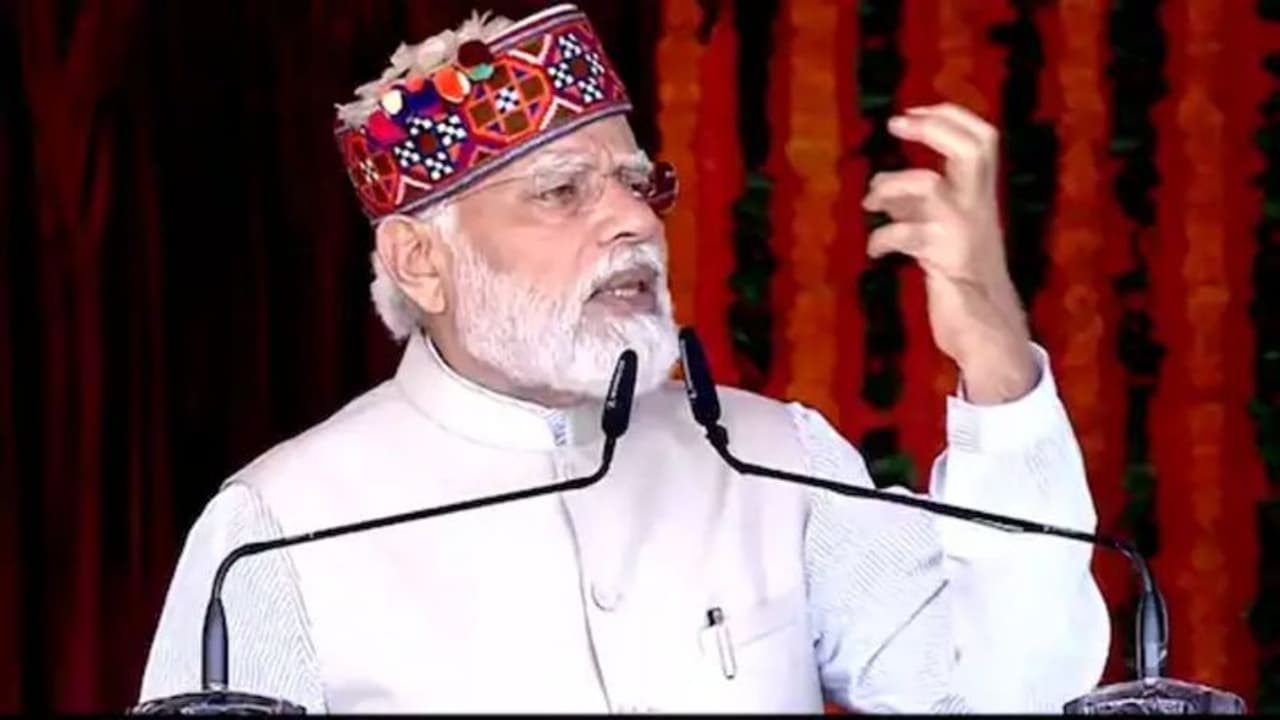 8 ವರ್ಷ ನಾನು ಪ್ರಧಾನಿ ಅಲ್ಲ, ಜನರ ಸೇವಕ ಆಗಿದ್ದೆ: ಪ್ರಧಾನಿ ಮೋದಿ 8 ವರ್ಷ ನಾನು ಪ್ರಧಾನಿ ಅಲ್ಲ, ಜನರ ಸೇವಕ ಆಗಿದ್ದೆ: ಪ್ರಧಾನಿ ಮೋದಿ