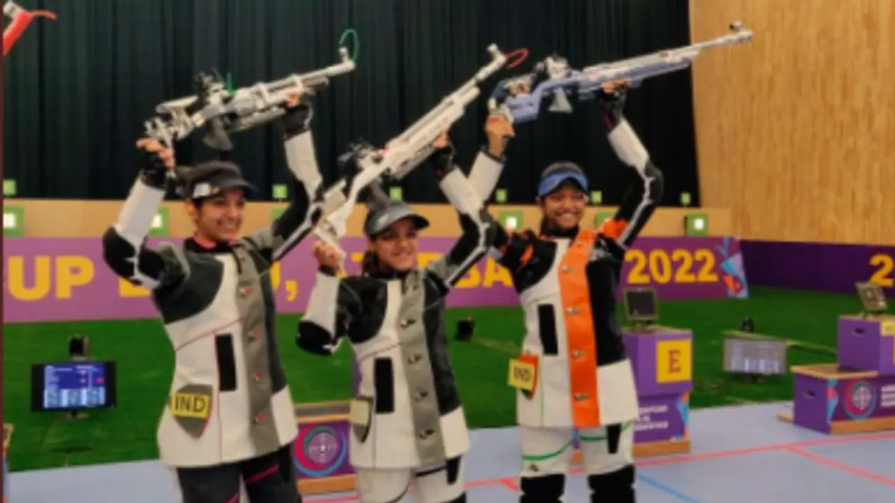 বাকু শুটিং বিশ্বকাপে ভারতের ঝুলিতে প্রথম সোনা, ১০ মি এয়ার রাইফেলে বাজিমাত মেয়েদের 