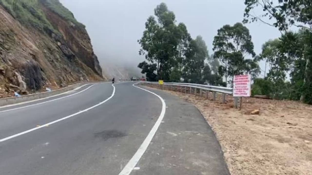 നഷ്ടമായത് പിഞ്ചുകുഞ്ഞിന്റെയടക്കം 2 ജീവൻ; ഒടുവിൽ മൂന്നാര്‍ ഗ്യാപ്പ് റോഡിൽ ക്രാഷ് ബാരിയര്‍ സ്ഥാപിക്കാൻ അധികൃതർ