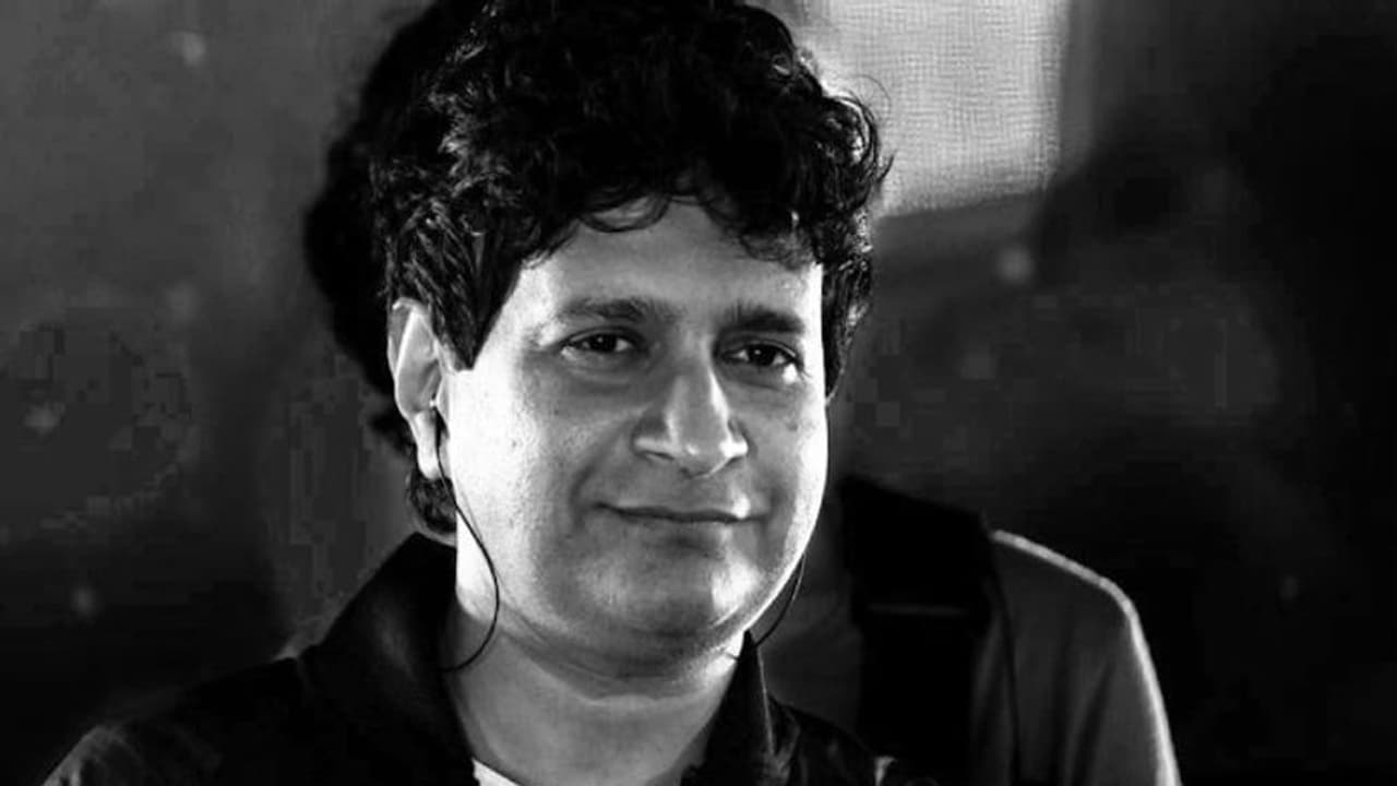 কলকাতায় সঙ্গীত শিল্পী কেকে এর মৃত্যু, 'যতটা দুঃখের ততটাই লজ্জার' জানালেন বিশিষ্ট চিকিৎসক কুণাল সরকার কলকাতায় সঙ্গীত শিল্পী কেকে এর মৃত্যু, 'যতটা দুঃখের ততটাই লজ্জার' জানালেন বিশিষ্ট চিকিৎসক কুণাল সরকার