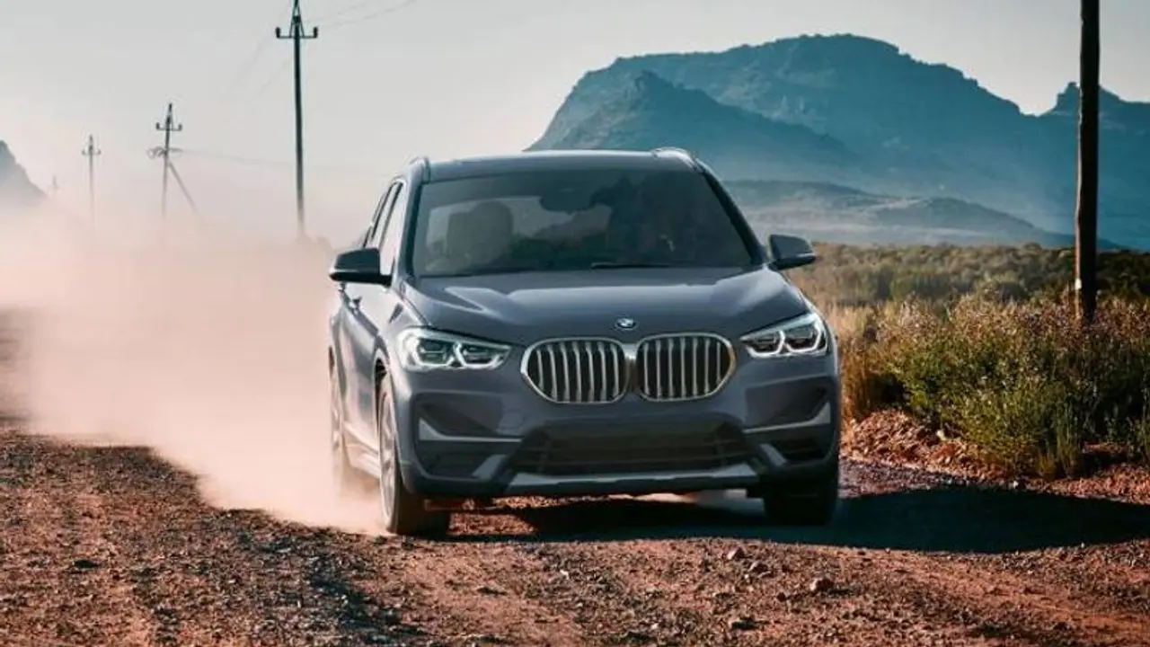 ബിഎംഡബ്ല്യു X1 എസ്ഡ്രൈവ് 18i M സ്പോർട്ട് എസ്യുവി ഇന്ത്യയിൽ ബിഎംഡബ്ല്യു X1 എസ്ഡ്രൈവ് 18i M സ്പോർട്ട് എസ്യുവി ഇന്ത്യയിൽ