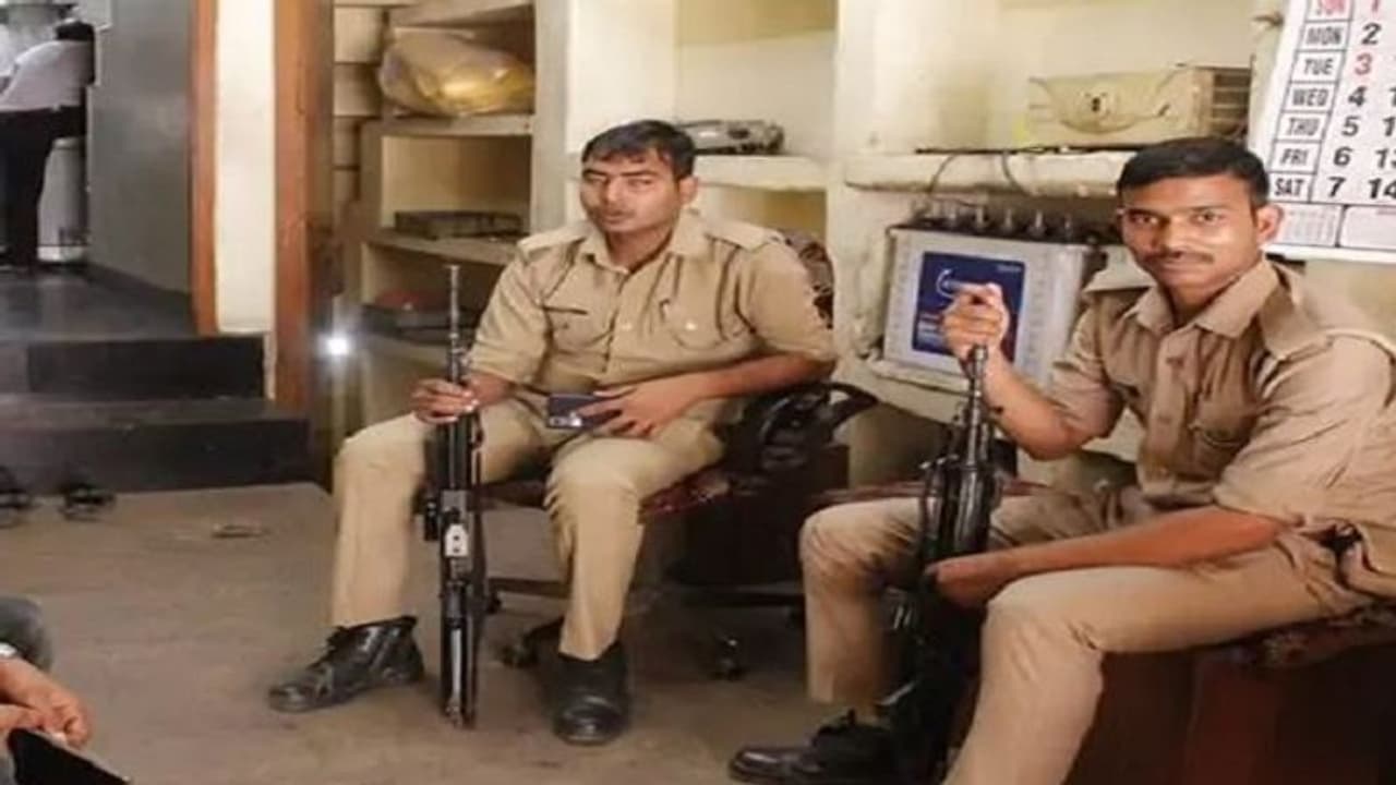 केसर पान मसाला के ठिकानों पर आयकर विभाग का छापा, घर से लेकर दफ्तर तक खंगाले जा रहे दस्तावेज