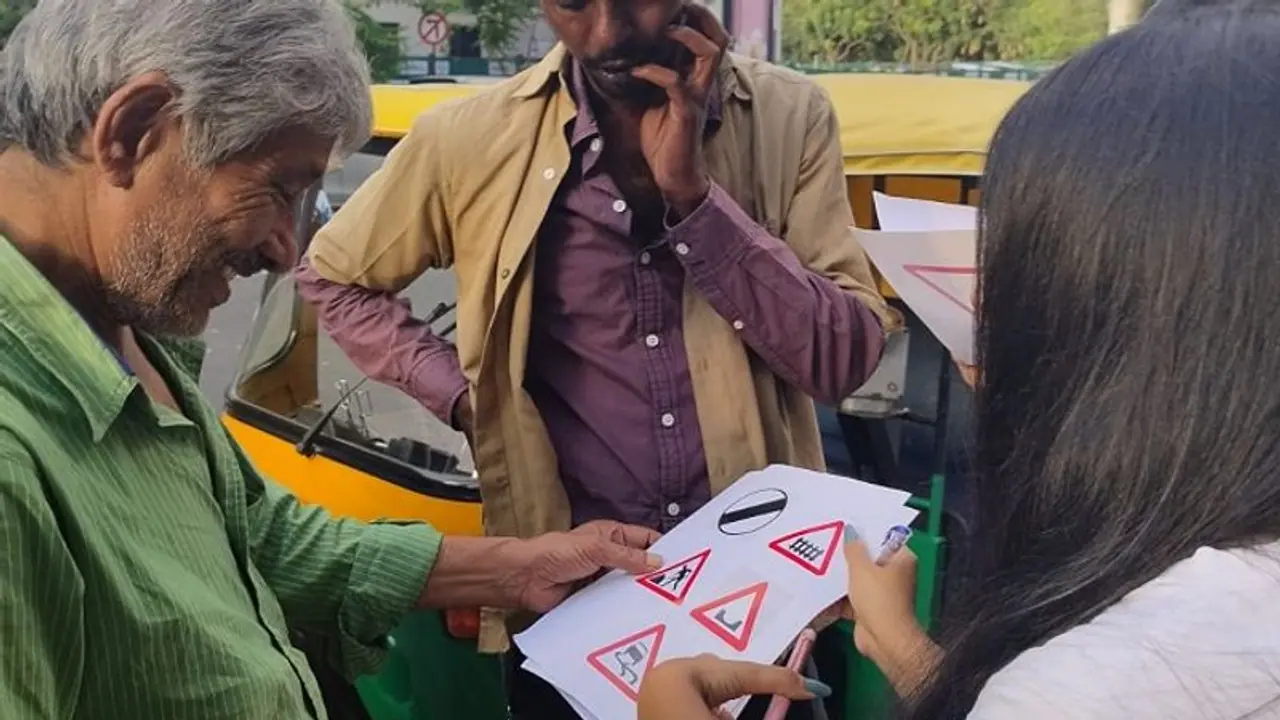 ಬೆಂಗಳೂರು ವಾಹನ ಸವಾರರ ಟ್ರಾಫಿಕ್, ರಸ್ತೆ ಚಿಹ್ನೆ ಜ್ಞಾನ ಎಷ್ಟಿದೆ? ಅಚ್ಚರಿ ನೀಡಿದ NBF ಸಮೀಕ್ಷೆ! ಬೆಂಗಳೂರು ವಾಹನ ಸವಾರರ ಟ್ರಾಫಿಕ್, ರಸ್ತೆ ಚಿಹ್ನೆ ಜ್ಞಾನ ಎಷ್ಟಿದೆ? ಅಚ್ಚರಿ ನೀಡಿದ NBF ಸಮೀಕ್ಷೆ!