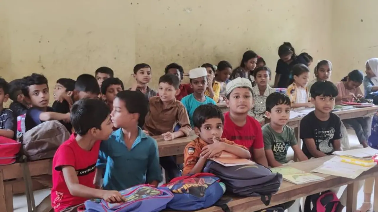 ഒന്നാം ക്ലാസ് പ്രവേശനത്തിന് ആറ് വയസ് നിർബന്ധം: സംസ്ഥാനങ്ങൾക്ക് വീണ്ടും നിർദ്ദേശം നൽകി കേന്ദ്രം ഒന്നാം ക്ലാസ് പ്രവേശനത്തിന് ആറ് വയസ് നിർബന്ധം: സംസ്ഥാനങ്ങൾക്ക് വീണ്ടും നിർദ്ദേശം നൽകി കേന്ദ്രം